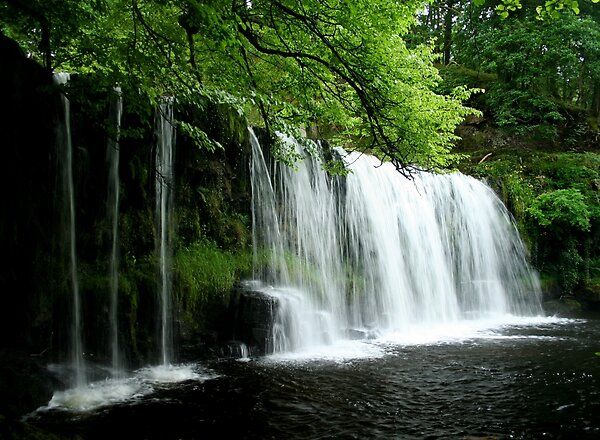 A photographic walk around the waterfalls of Pontneddfechan in the Neath Valley,&nbsp;Wales.