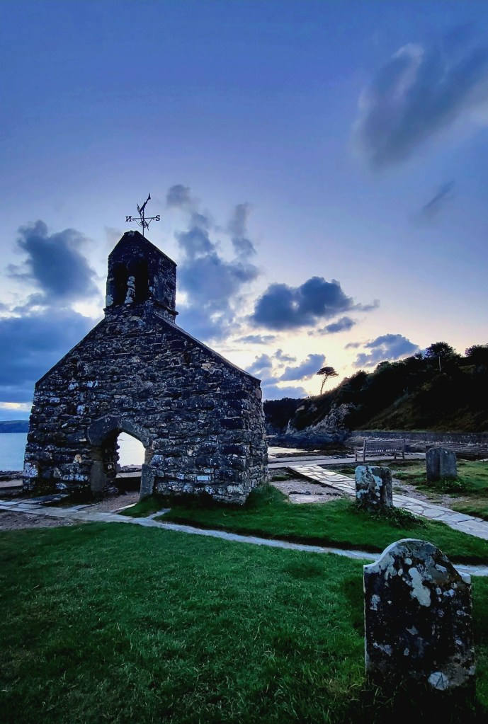 Cwm-yr-eglwys church Pembrokeshire